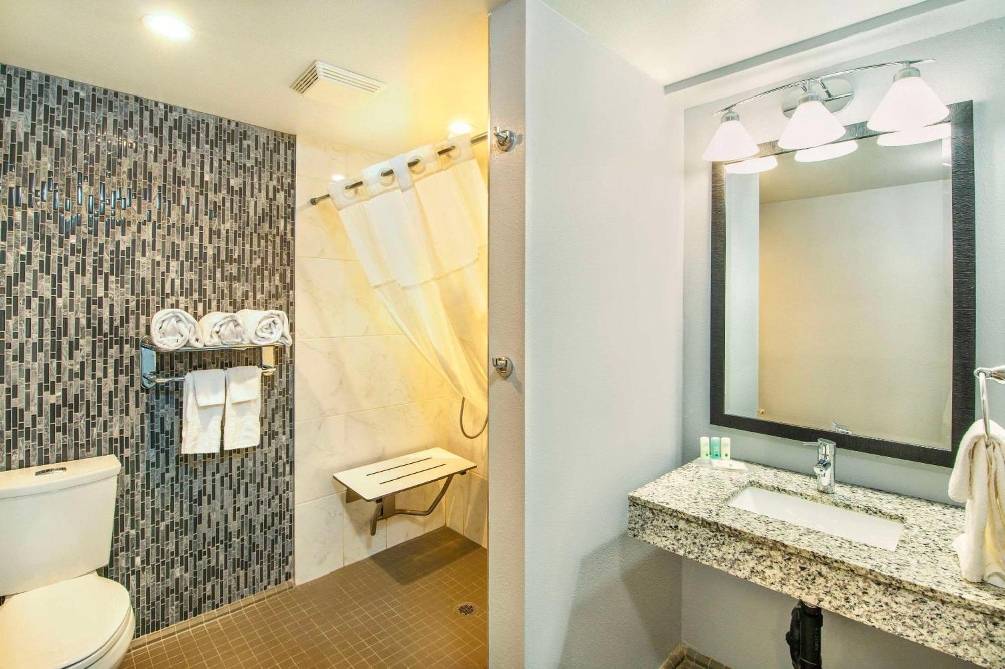 Quality Inn Leamington Ngoại thất bức ảnh